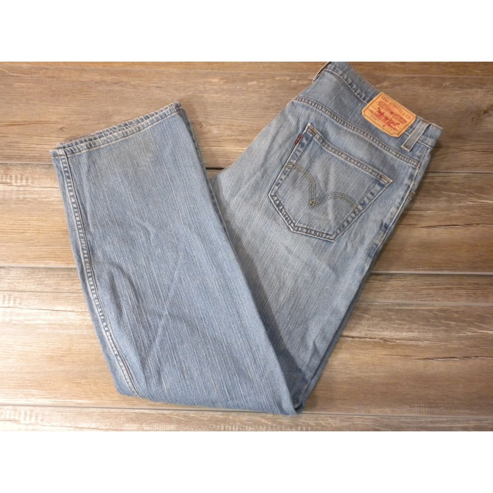 Levi's 559 Jeans Mens 36x34 Blue Denim Modern Relaxed Straight Light Wash